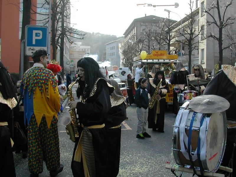 chiasso_corteo_nebiopoli_08 (047).jpg